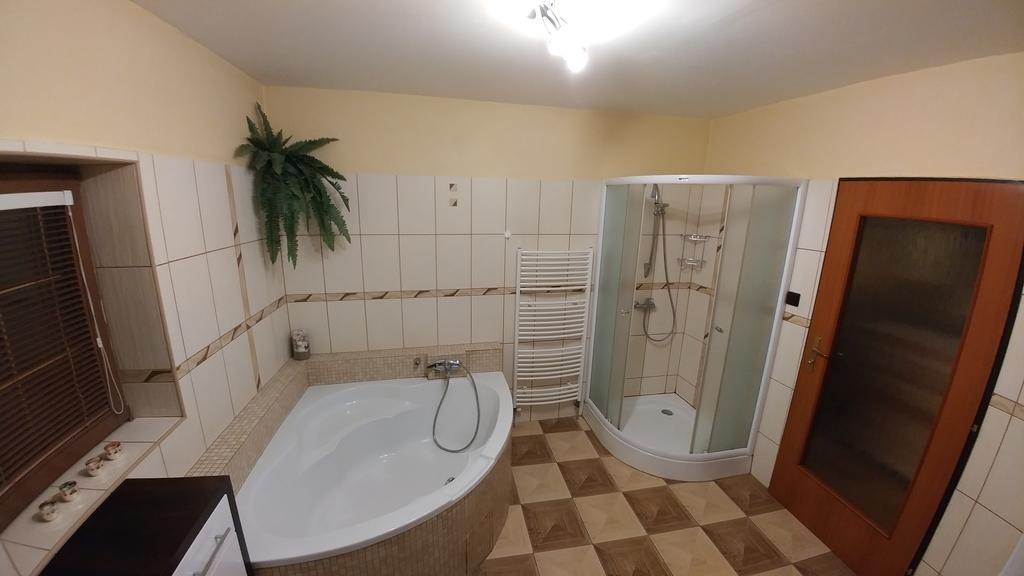 Hotel Privat U Zdenky Tvrdosin Exterior foto