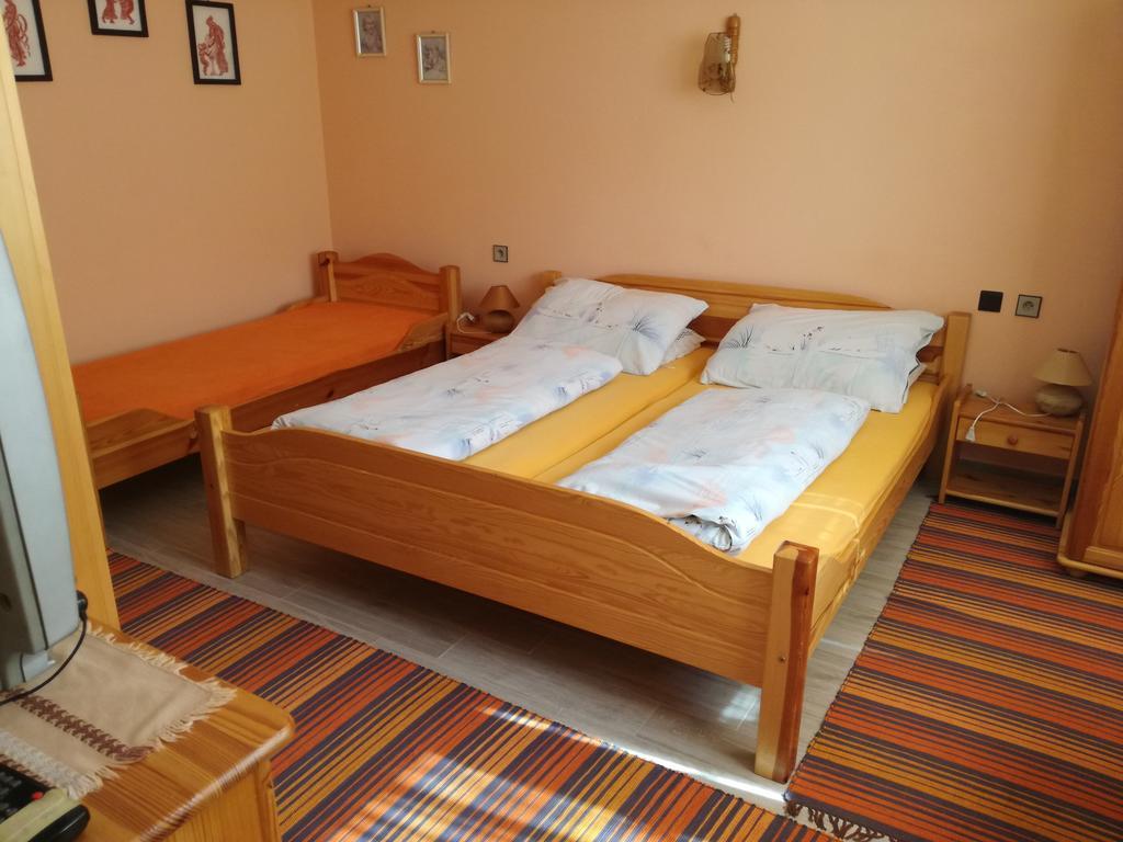 Hotel Privat U Zdenky Tvrdosin Exterior foto