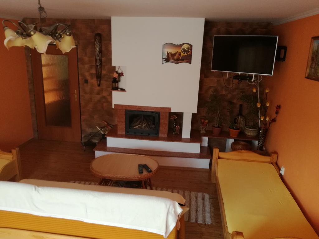 Hotel Privat U Zdenky Tvrdosin Exterior foto