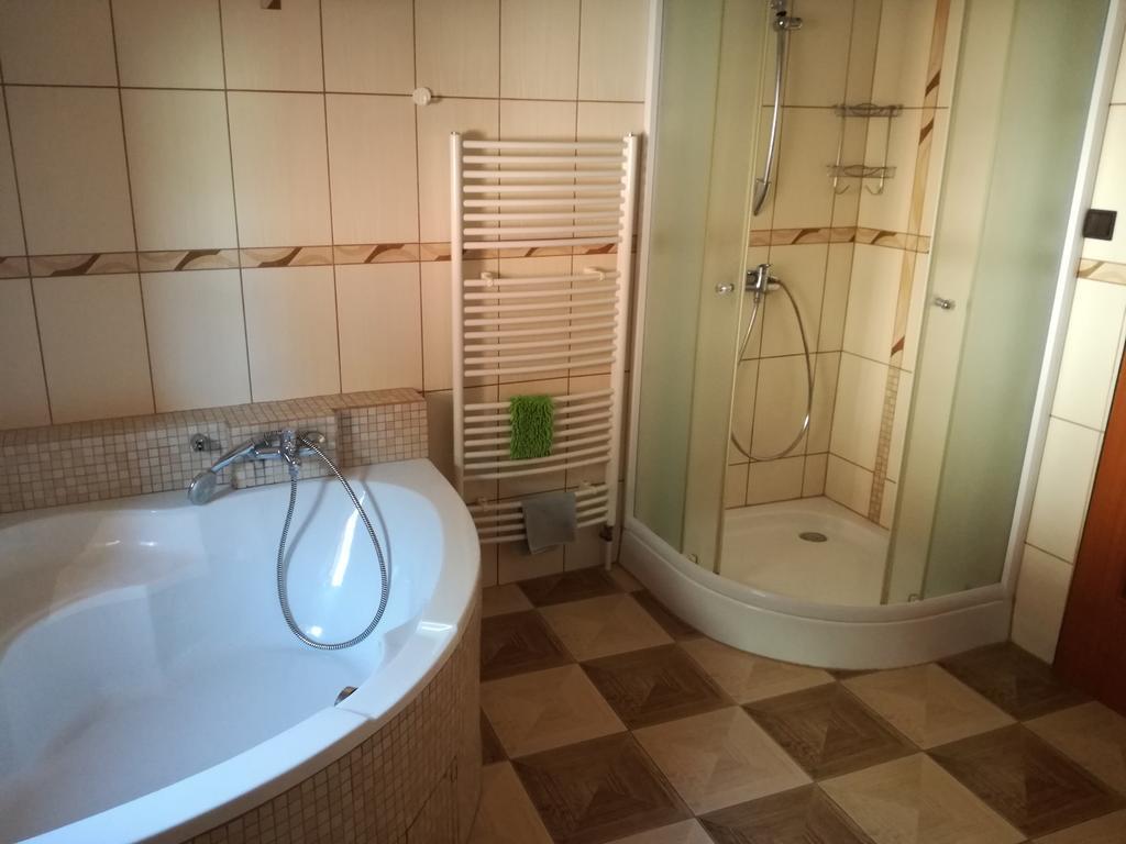 Hotel Privat U Zdenky Tvrdosin Exterior foto